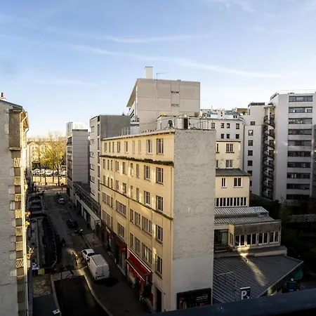 Apartment Bright With Sunny Balcony *